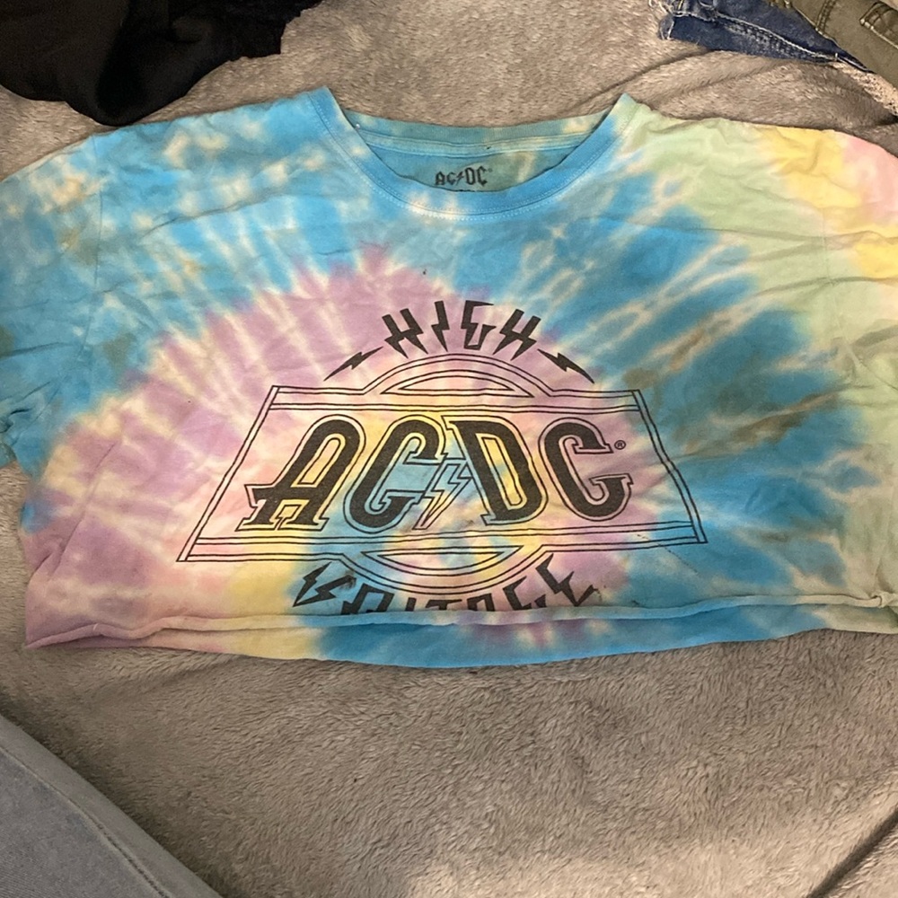 AC/DC vintage crop